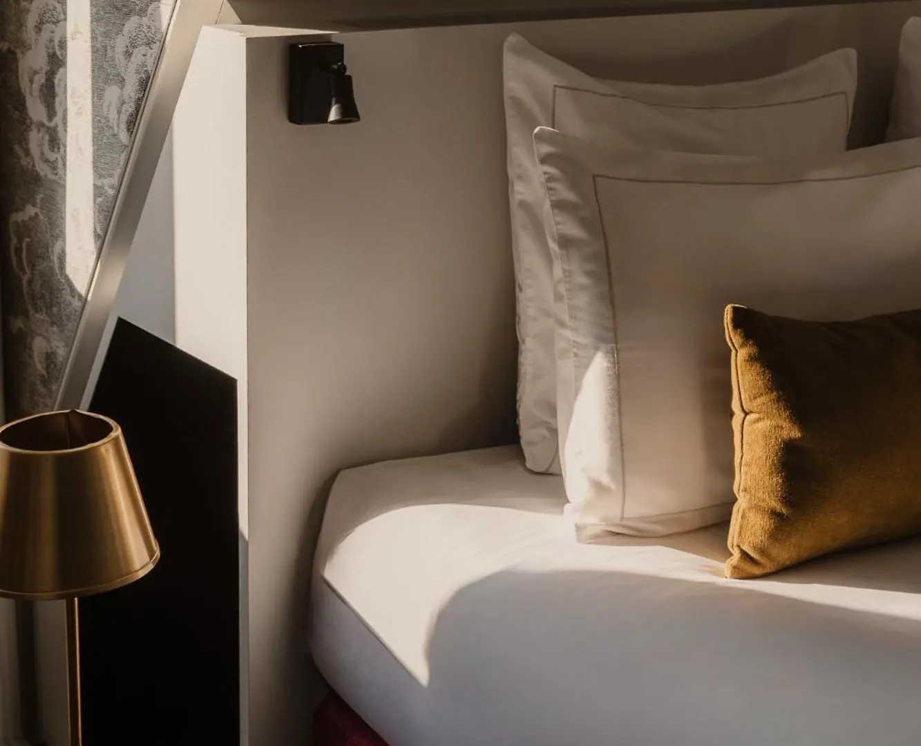 Bourgogne & Montana Hotel 4*
