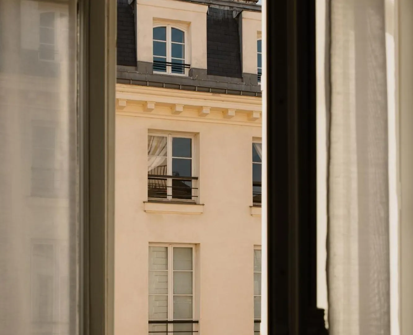 Hotel Bourgogne & Montana 4*