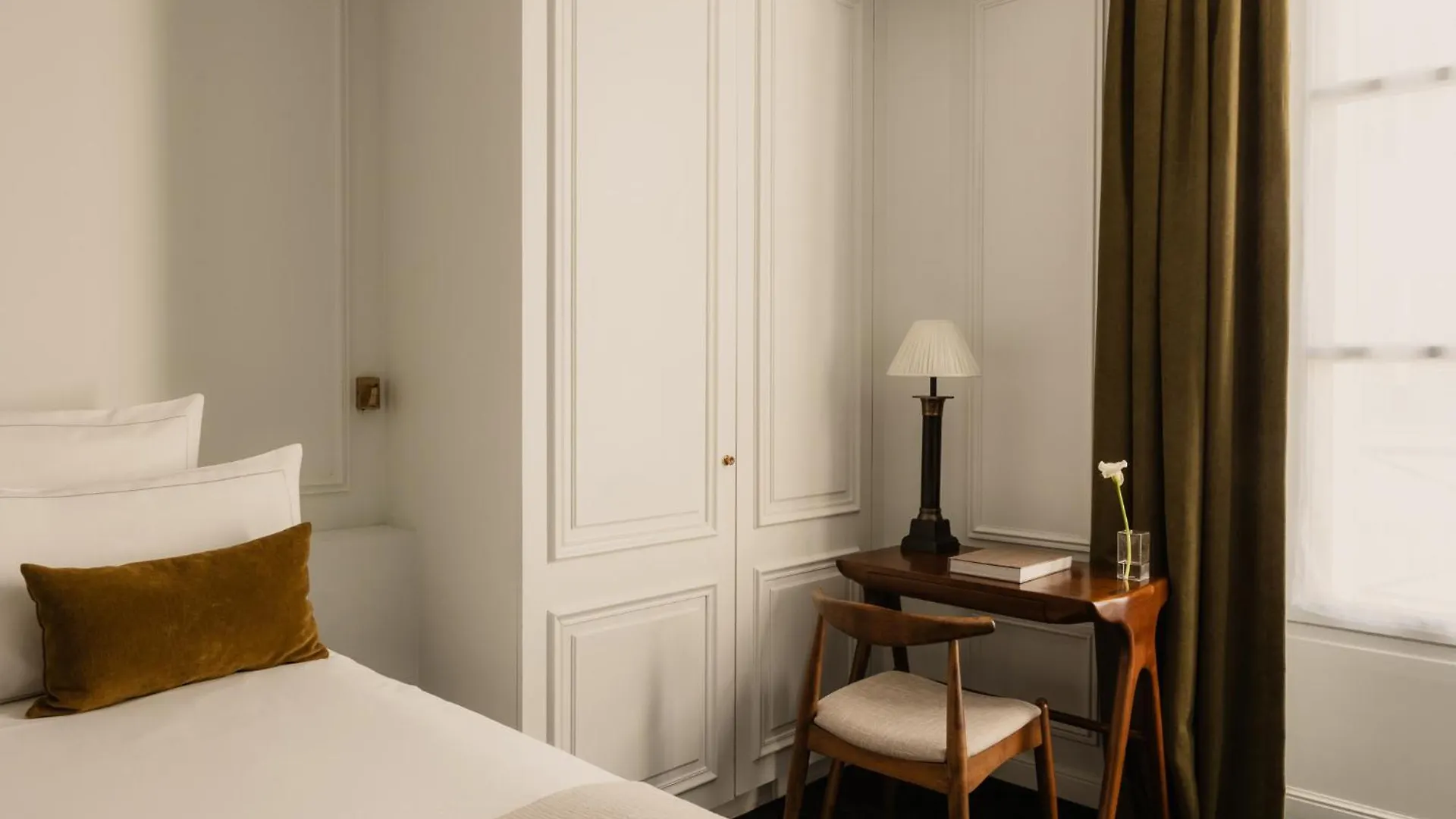 Bourgogne & Montana Hotel Paris